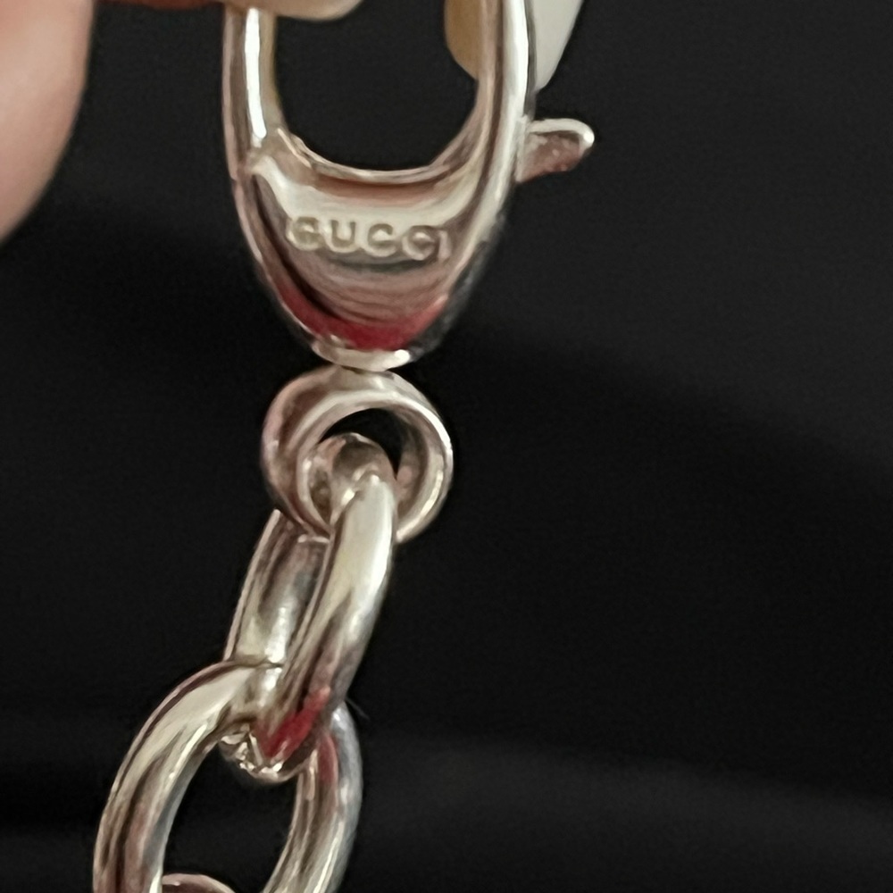 Gucci nwt heart bracelet - Picture 7 of 8